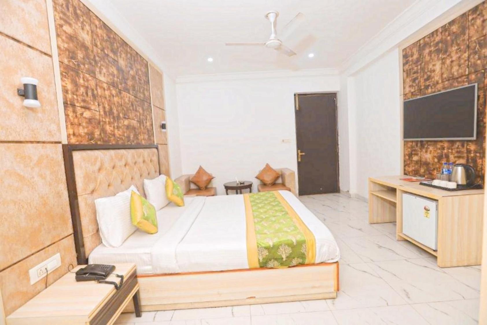 Hotel The Almora By Rs Global Near By Delhi International Airport With - Free Airport Drop Nowe Delhi Zewnętrze zdjęcie