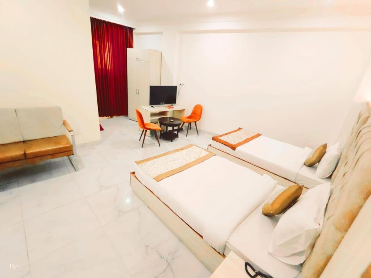 Hotel The Almora By Rs Global Near By Delhi International Airport With - Free Airport Drop Nowe Delhi Zewnętrze zdjęcie