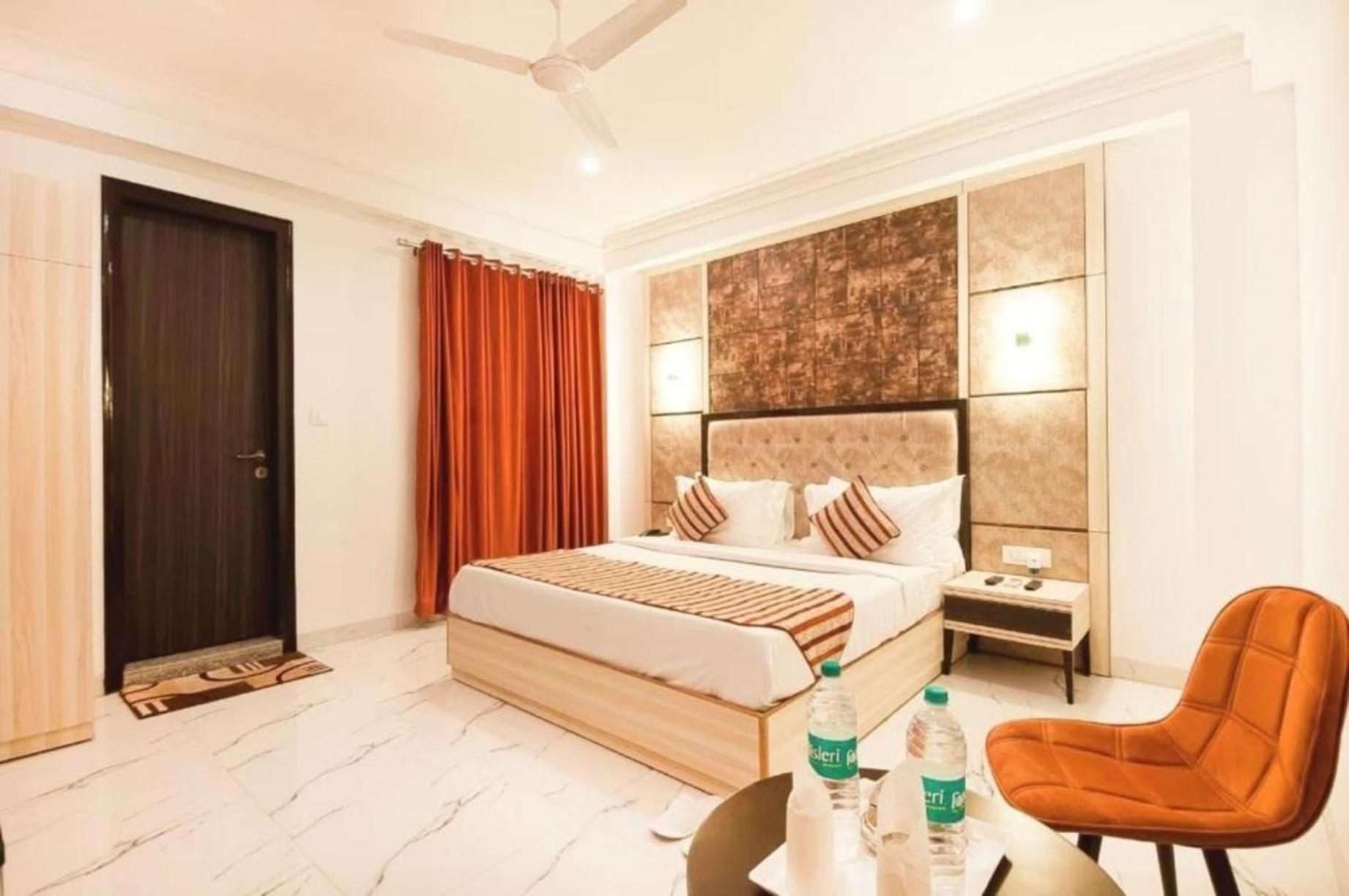 Hotel The Almora By Rs Global Near By Delhi International Airport With - Free Airport Drop Nowe Delhi Zewnętrze zdjęcie
