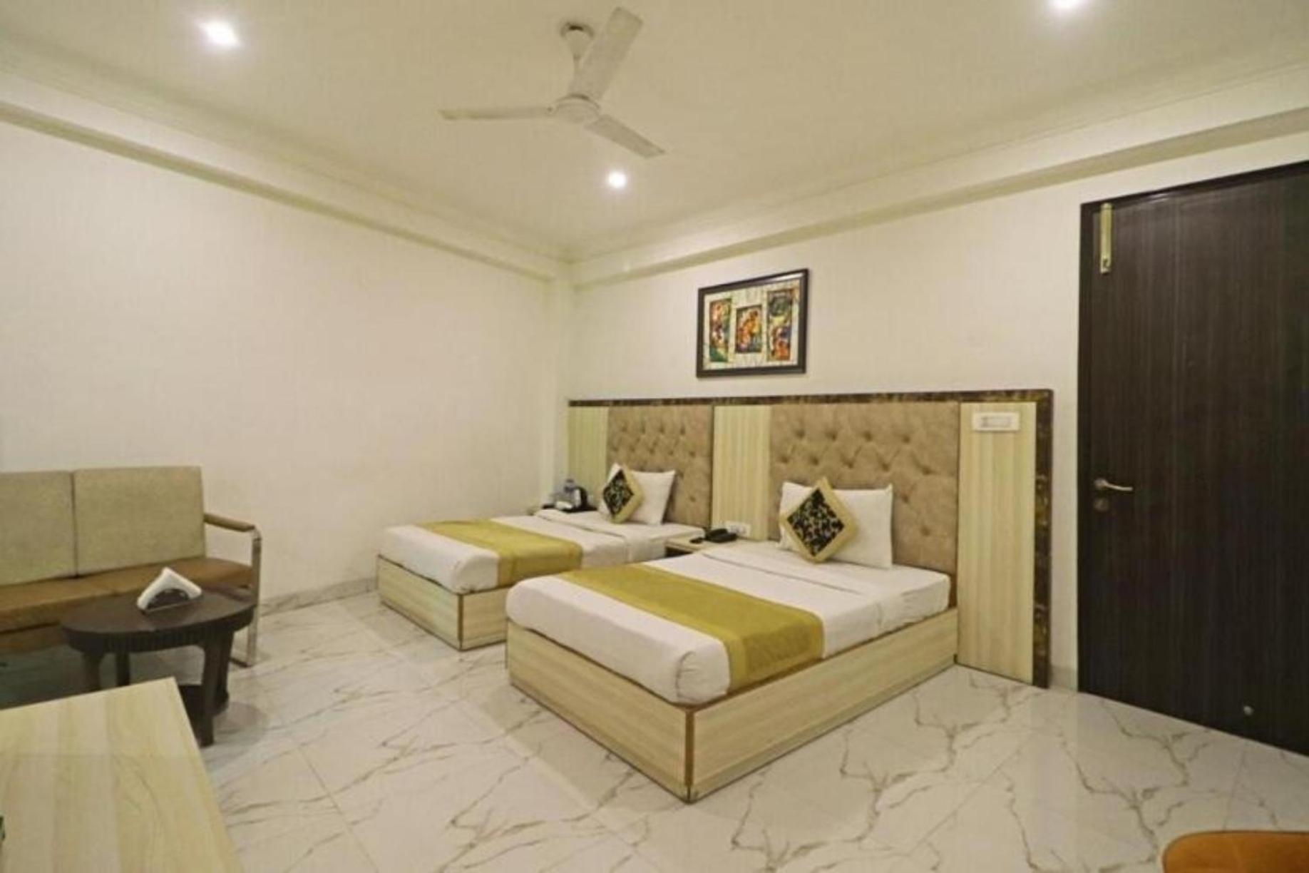 Hotel The Almora By Rs Global Near By Delhi International Airport With - Free Airport Drop Nowe Delhi Zewnętrze zdjęcie